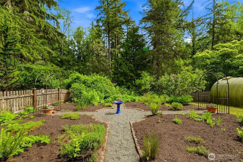 3207 156th Street NW Gig Harbor WA 98332
