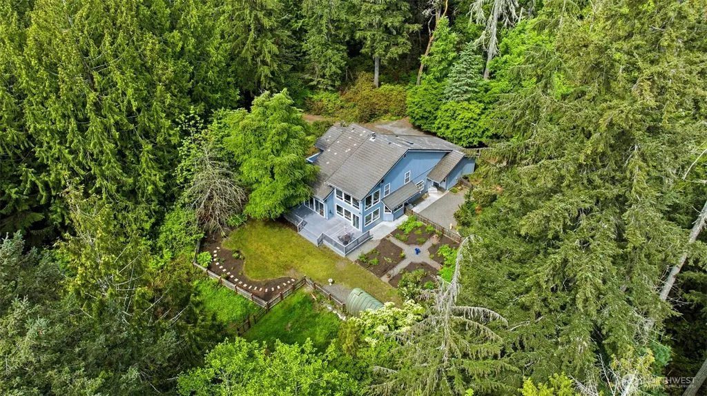 3207 156th Street NW Gig Harbor WA 98332