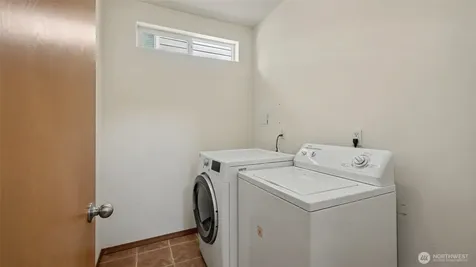 5316 31st Avenue S Seattle WA 98108