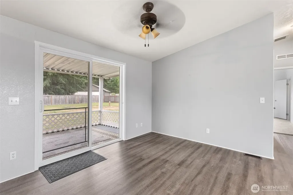 18933 SW Prairie Street Rochester WA 98579