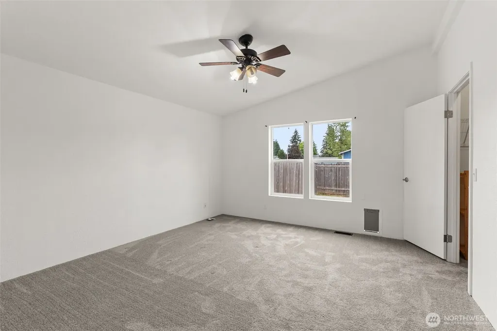 18933 SW Prairie Street Rochester WA 98579