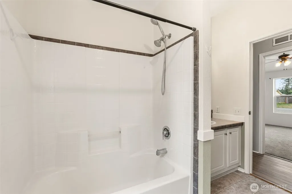18933 SW Prairie Street Rochester WA 98579