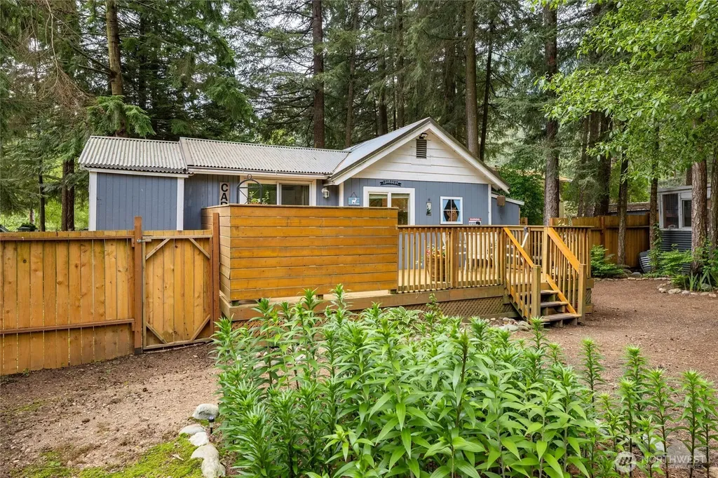 6124 Willow Place Maple Falls WA 98266