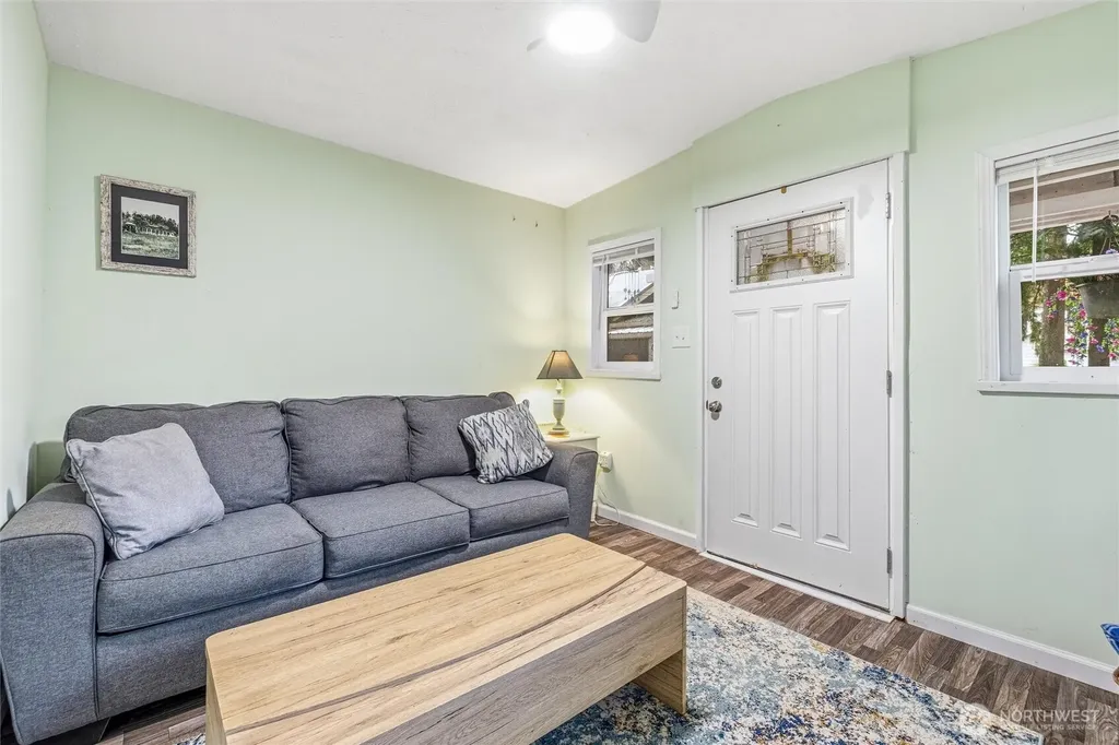 6124 Willow Place Maple Falls WA 98266