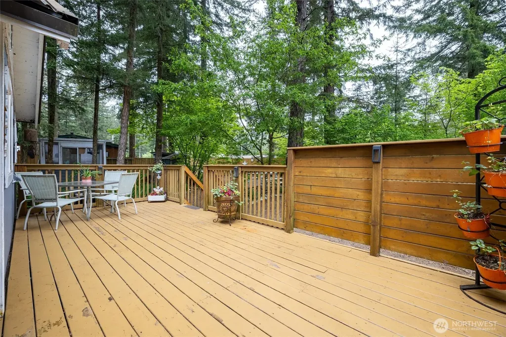 6124 Willow Place Maple Falls WA 98266