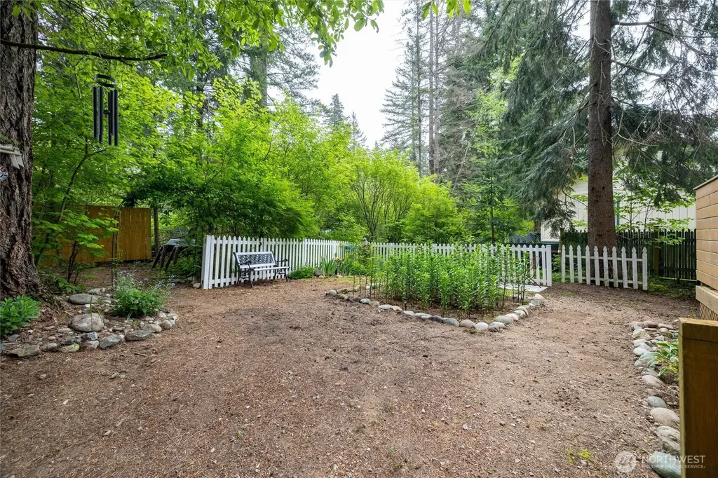 6124 Willow Place Maple Falls WA 98266