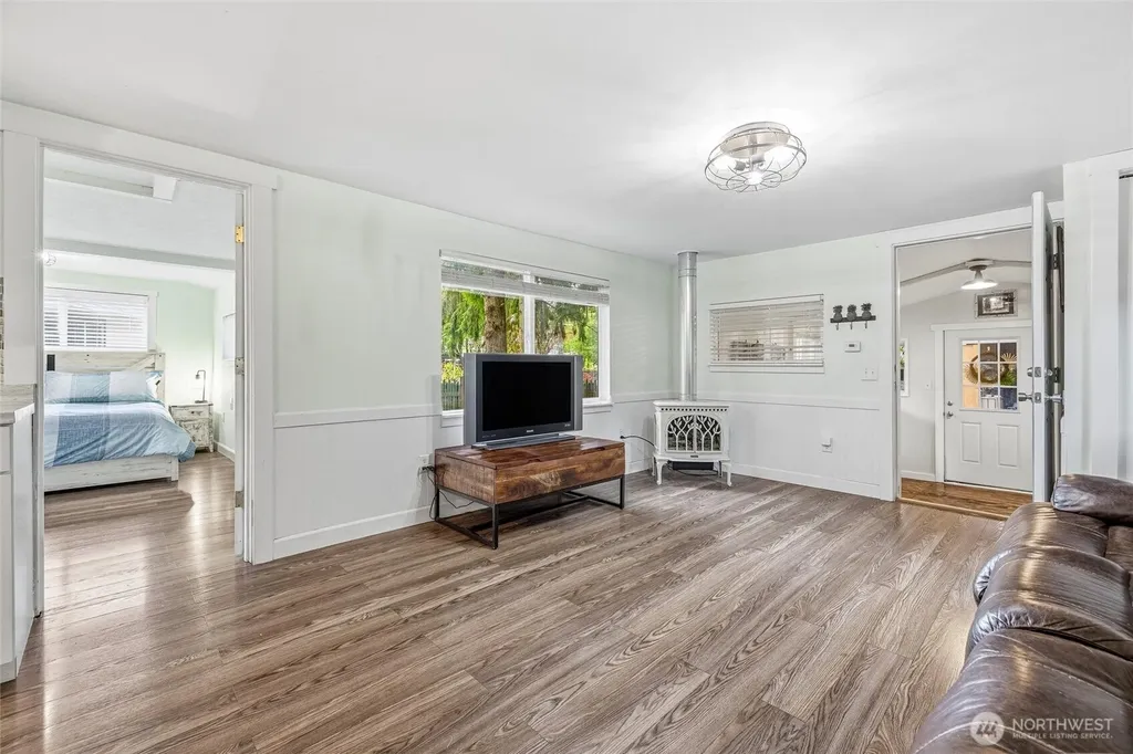 6124 Willow Place Maple Falls WA 98266