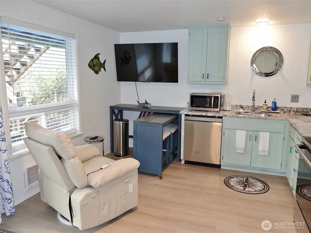 865 Cuddy Court NW Ocean Shores WA 98569