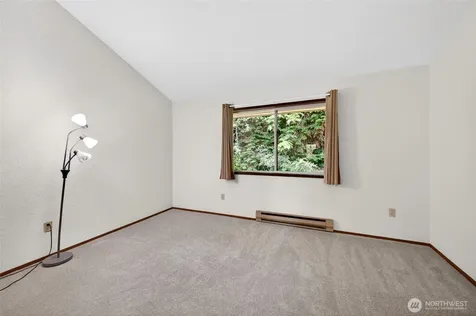 140 Summit Avenue N Kent WA 98030
