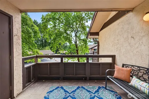 140 Summit Avenue N Kent WA 98030