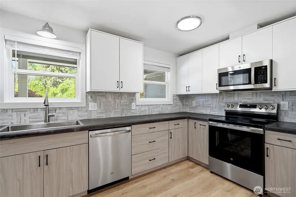 117 Lone Oak Road Longview WA 98632