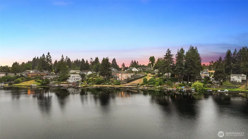 26408 136th Avenue SE Kent WA 98042