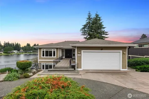 26408 136th Avenue SE Kent WA 98042