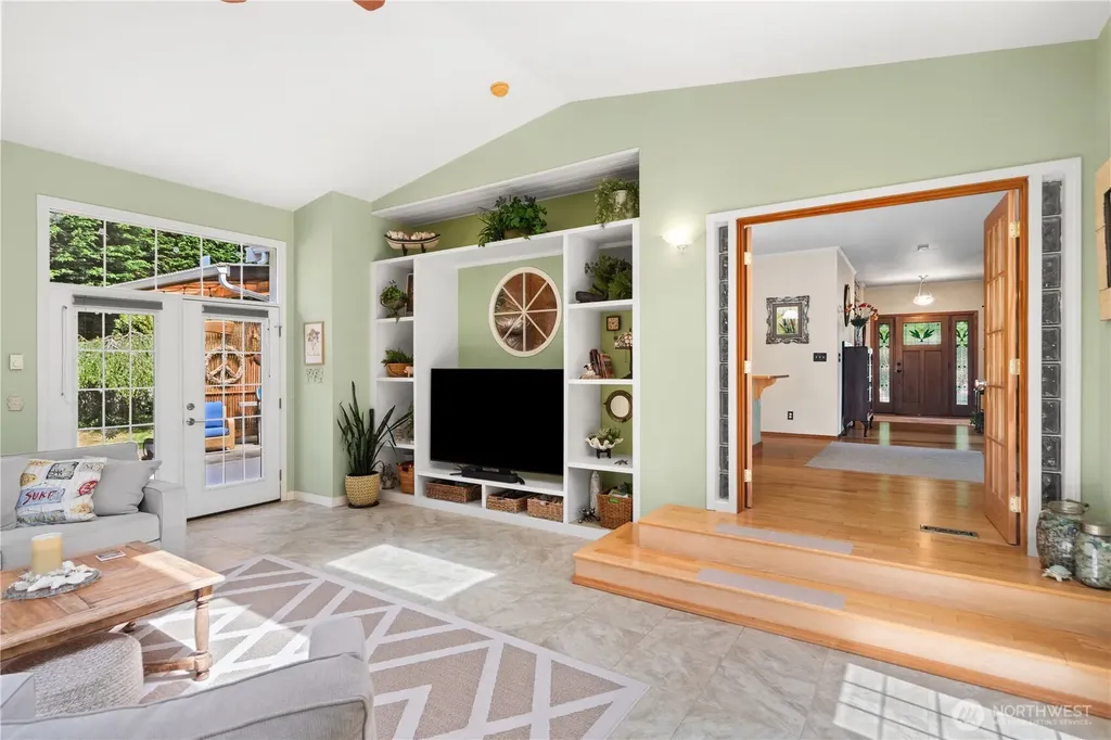 1850 Maple Street Port Townsend WA 98368
