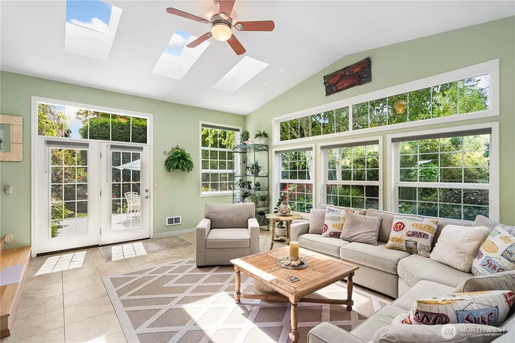1850 Maple Street Port Townsend WA 98368