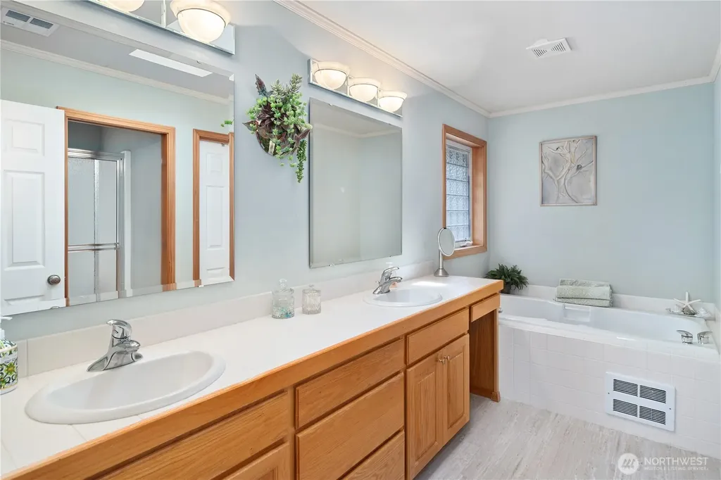 1850 Maple Street Port Townsend WA 98368