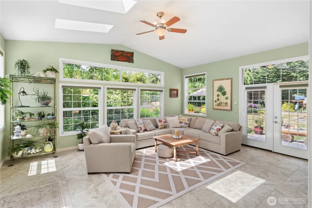1850 Maple Street Port Townsend WA 98368