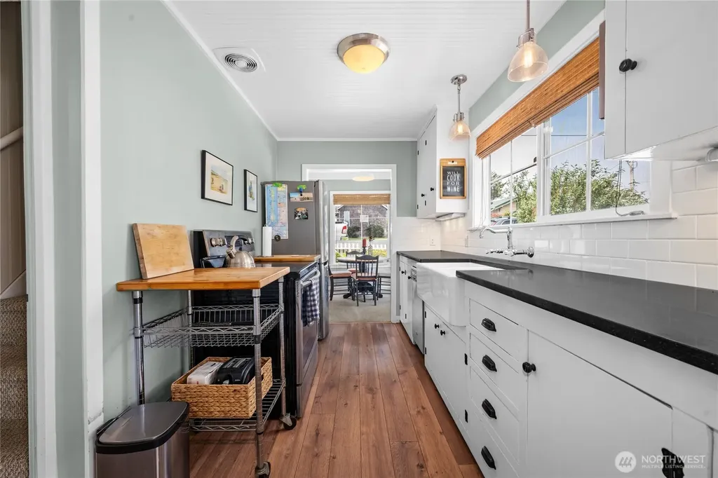 26006 Park Avenue Ocean Park WA 98640