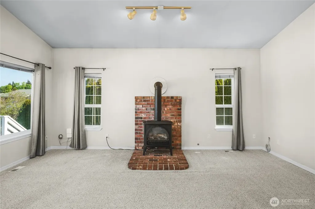 3719 N Avenue Anacortes WA 98221