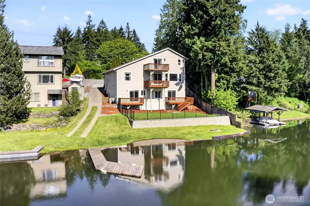 4120 218th Avenue East Lake Tapps WA 98391