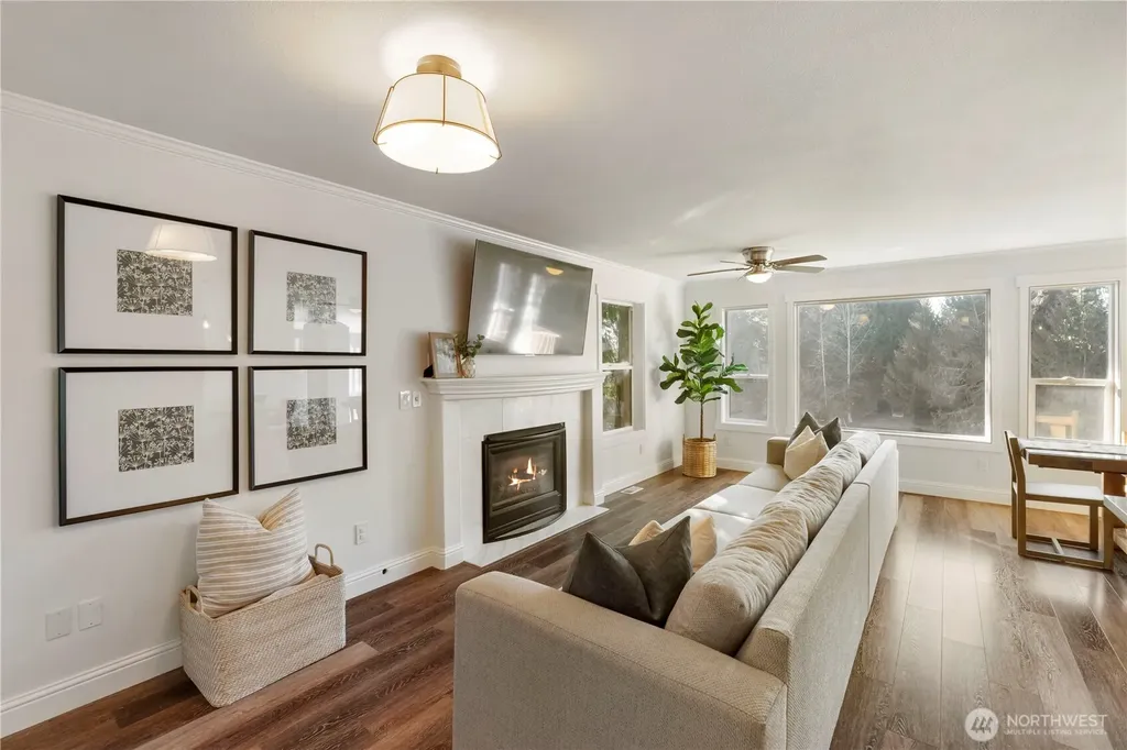 4120 218th Avenue East Lake Tapps WA 98391