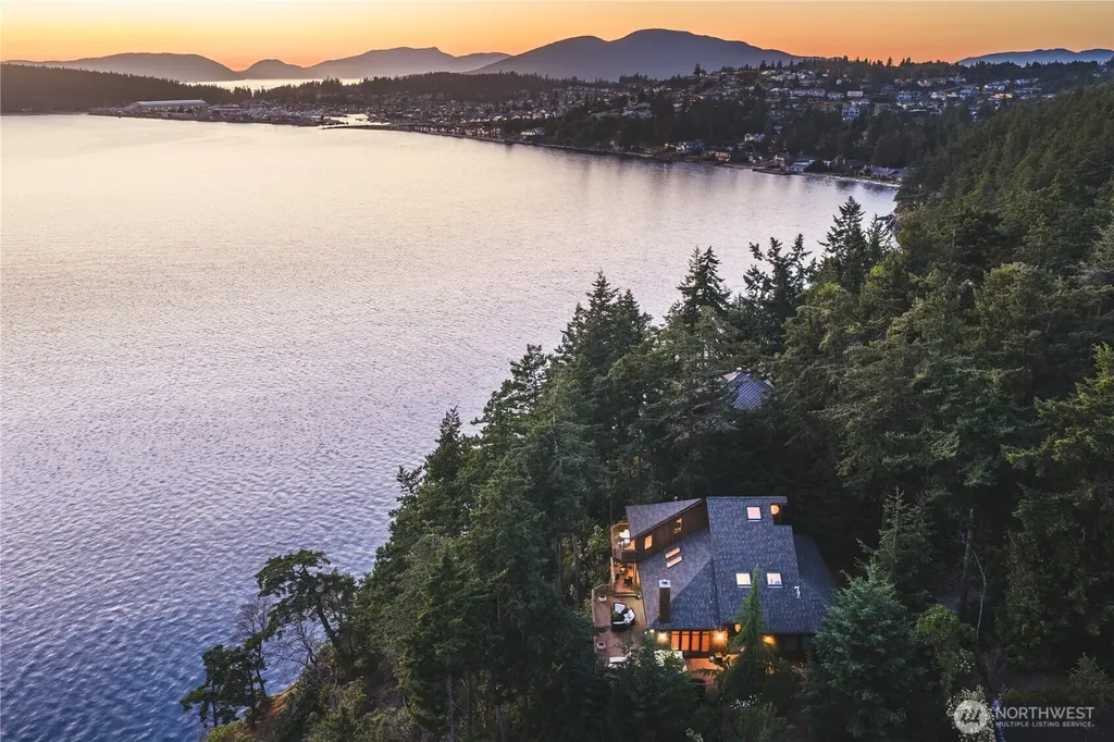 11310 Marine Lane Anacortes WA 98221