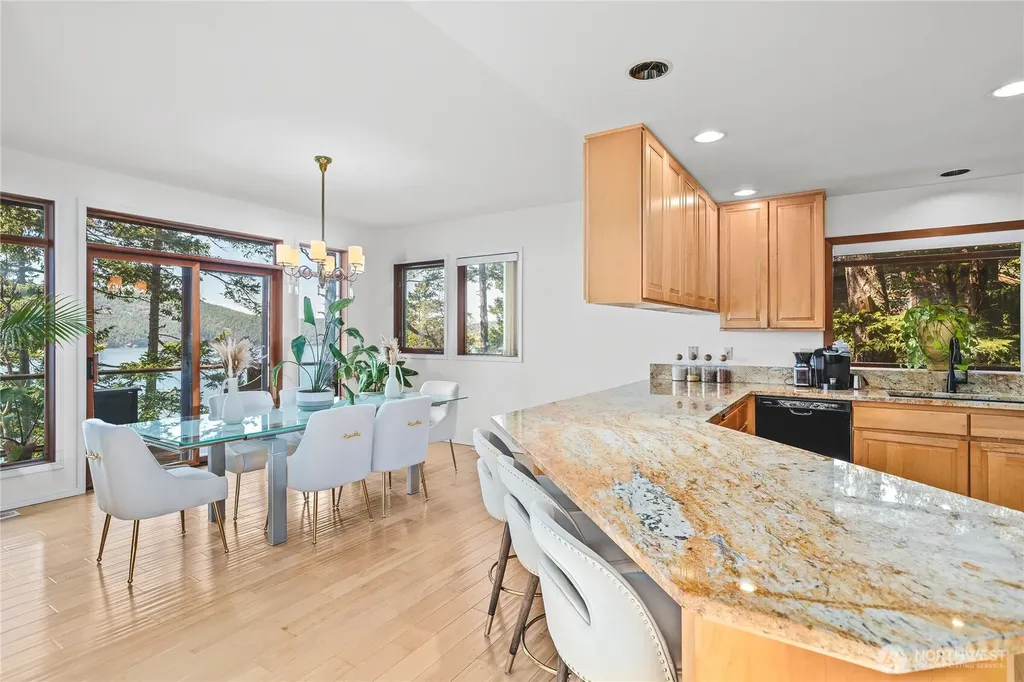 11310 Marine Lane Anacortes WA 98221