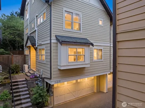 3122 Franklin Avenue E Seattle WA 98102