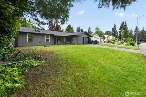 320 213th Place SW Bothell WA 98021