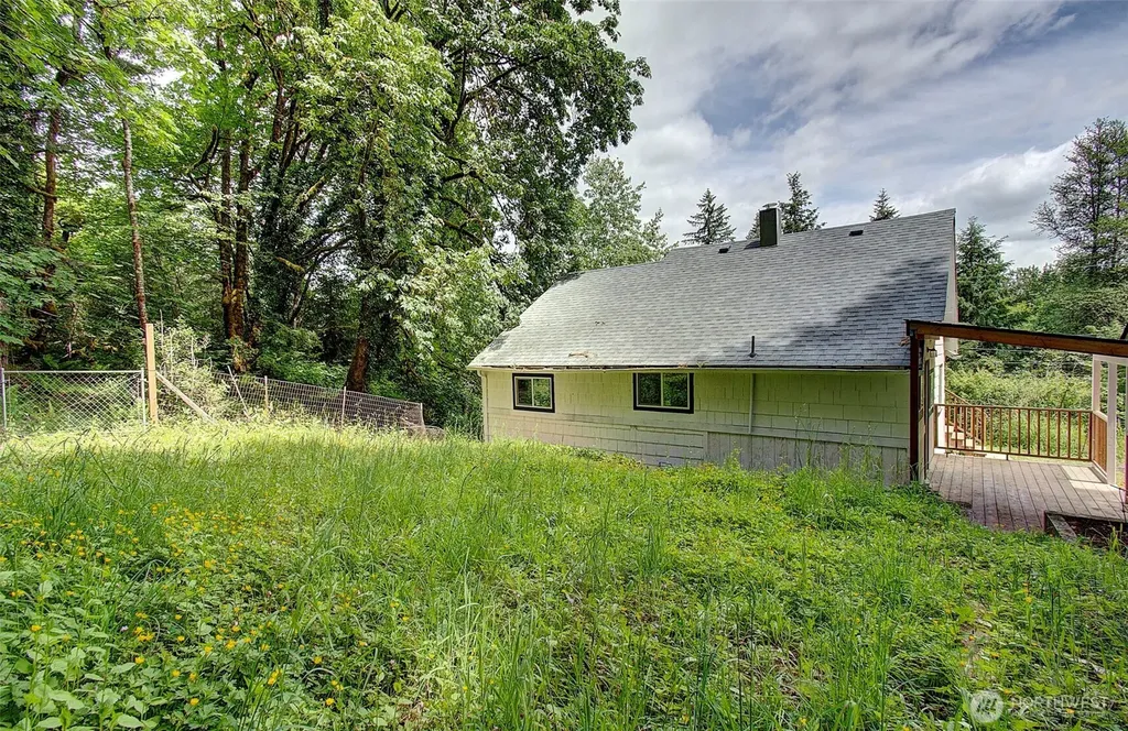 6405 Westside Highway Castle Rock WA 98611
