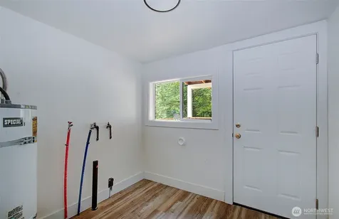 6405 Westside Highway Castle Rock WA 98611
