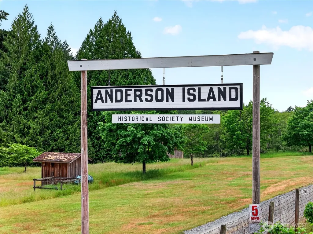 9210 Otso Point Road Anderson Island WA 98303