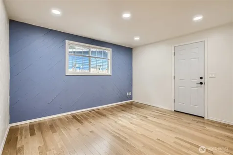 14379 104th Avenue NE Kirkland WA 98034
