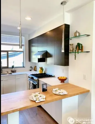 604 77th Street Seattle WA 98117