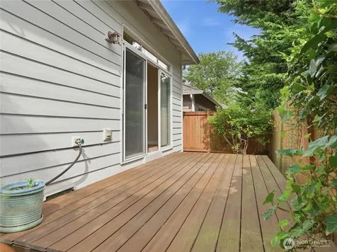 2526 143rd Street SW Lynnwood WA 98087