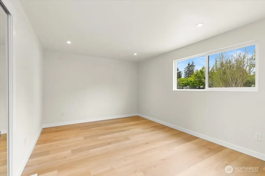 308 E 84 Street Tacoma WA 98445