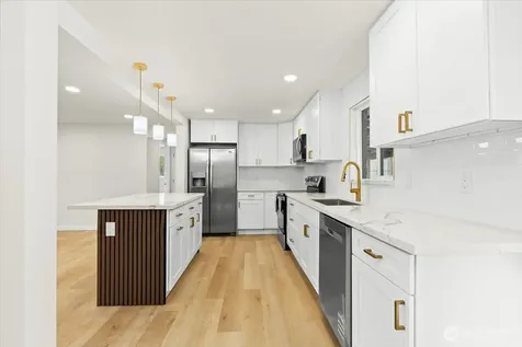 308 E 84 Street Tacoma WA 98445