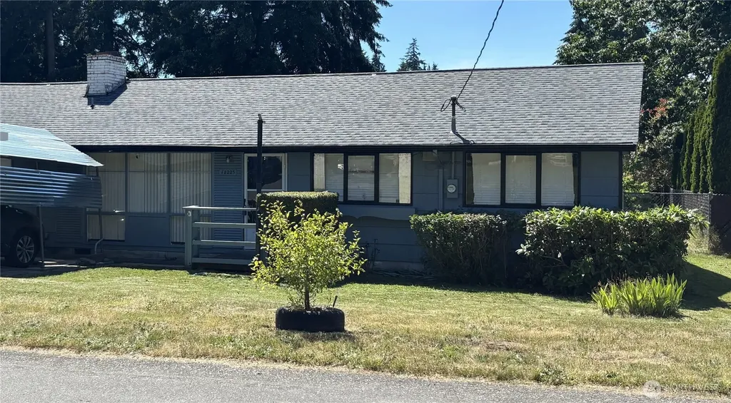 18225 45th Avenue S Seatac WA 98188