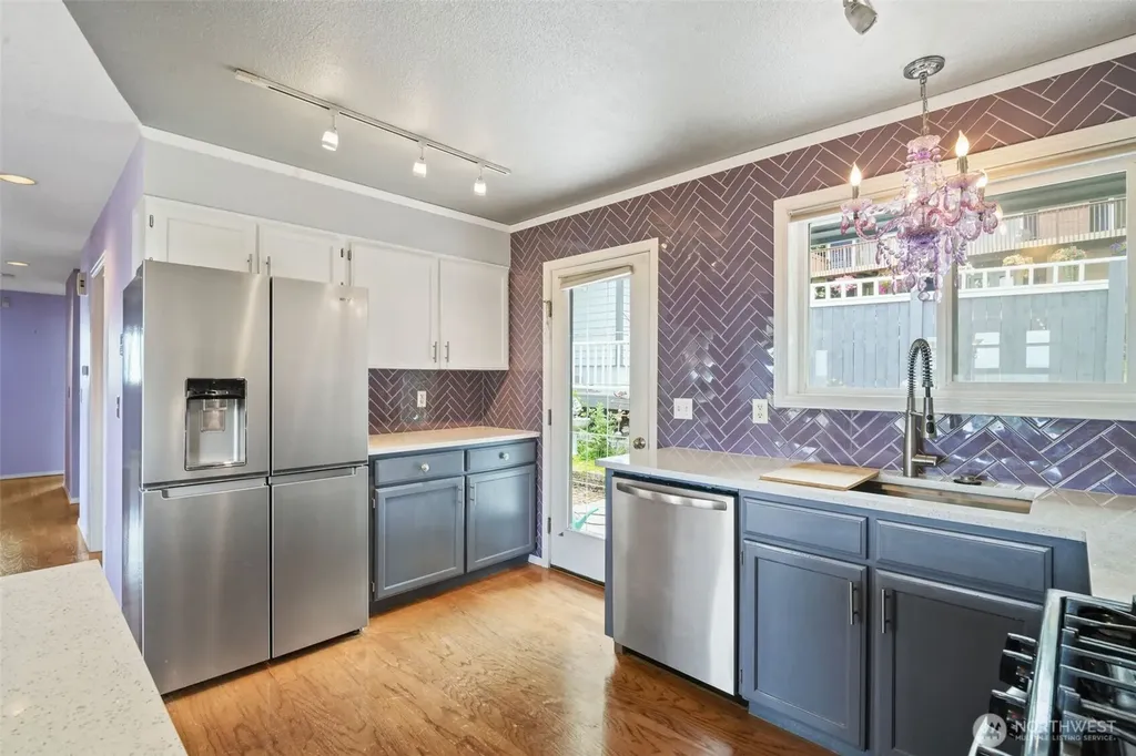 38 SE Washington Avenue Chehalis WA 98532
