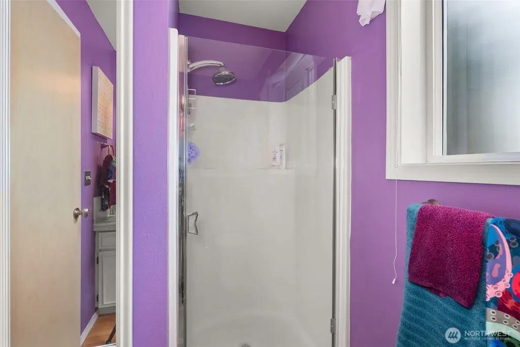 38 SE Washington Avenue Chehalis WA 98532