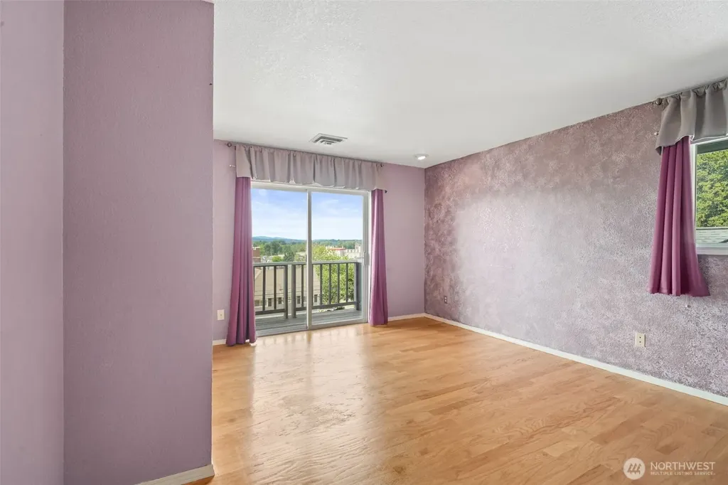 38 SE Washington Avenue Chehalis WA 98532