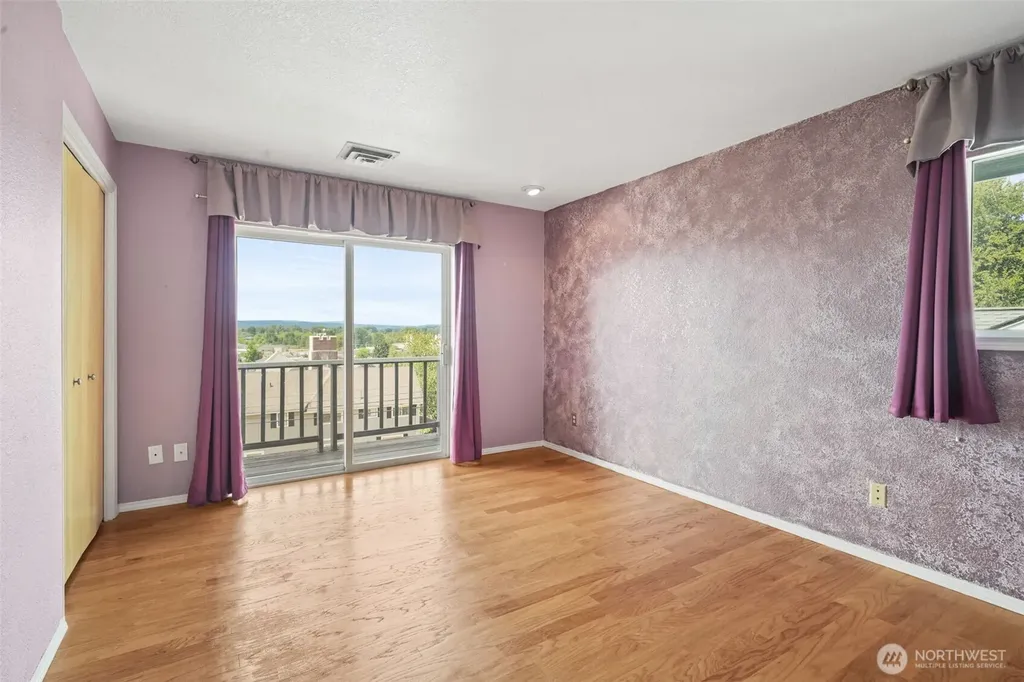 38 SE Washington Avenue Chehalis WA 98532