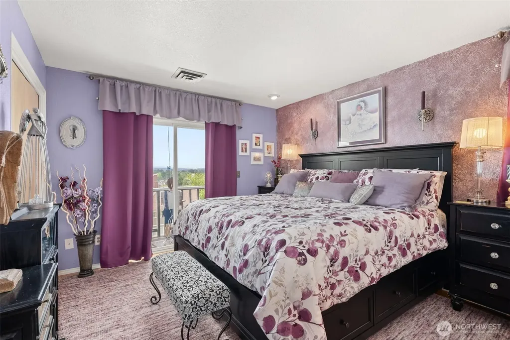 38 SE Washington Avenue Chehalis WA 98532