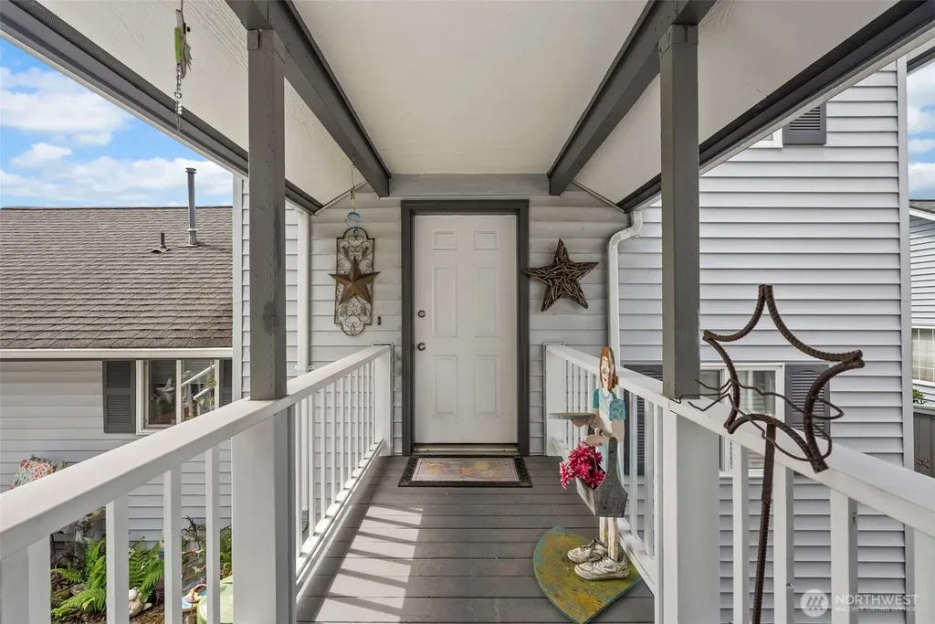 38 SE Washington Avenue Chehalis WA 98532