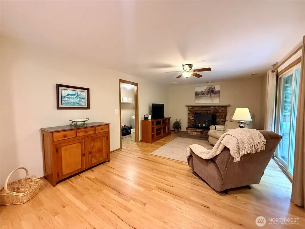 31808 Hinkleman Road S Roy WA 98580