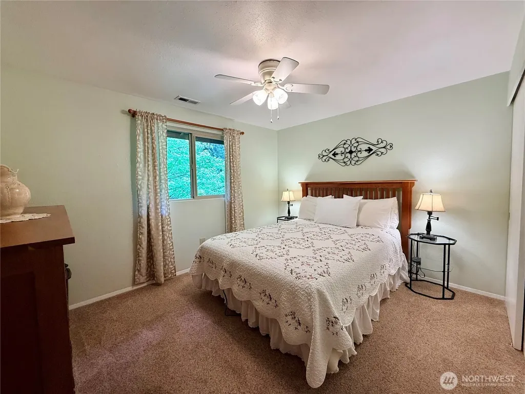 31808 Hinkleman Road S Roy WA 98580