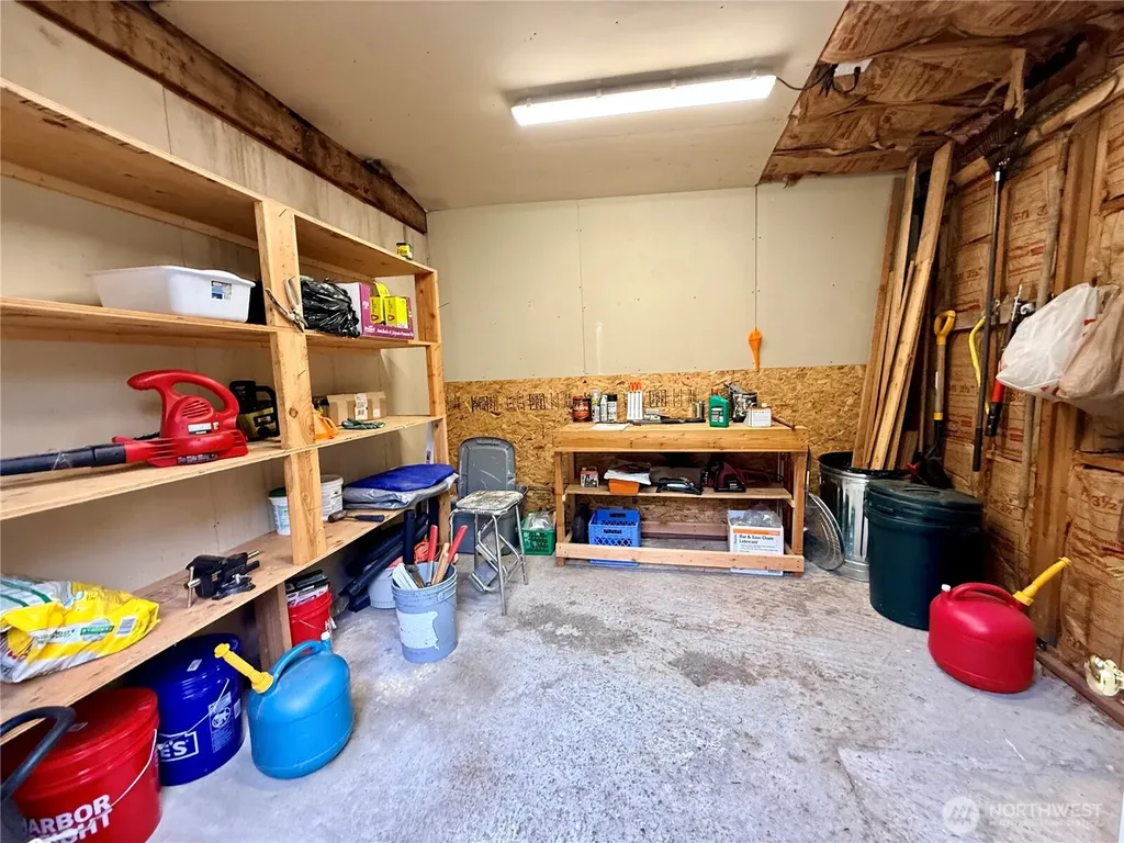 31808 Hinkleman Road S Roy WA 98580
