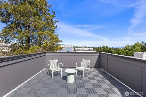 929 N 87th Street Seattle WA 98103