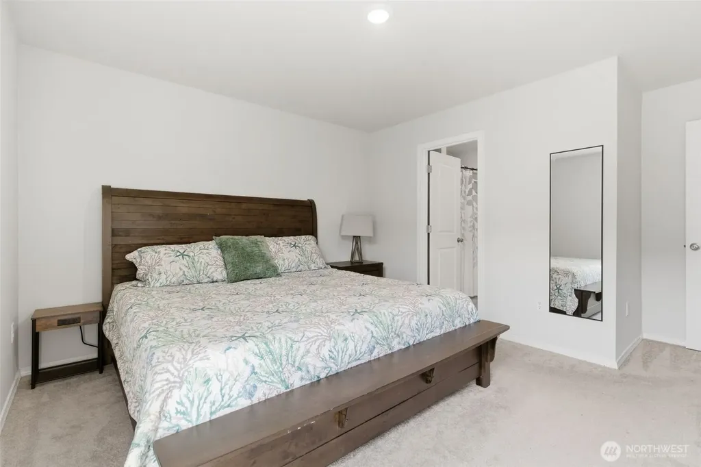 4220 SE Elijah Court Port Orchard WA 98366