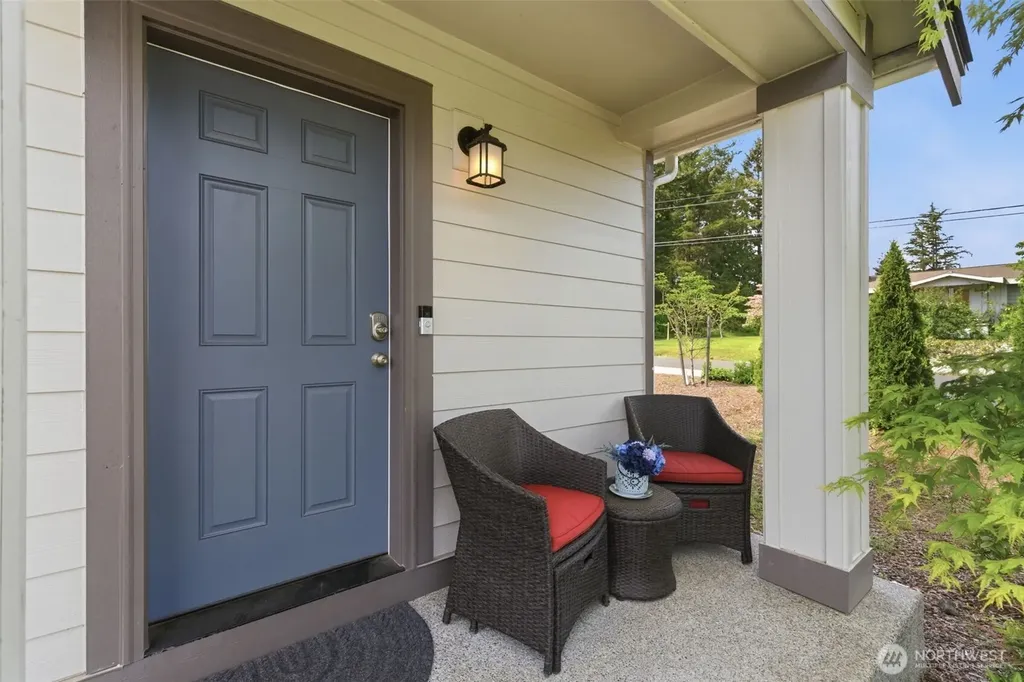 4220 SE Elijah Court Port Orchard WA 98366